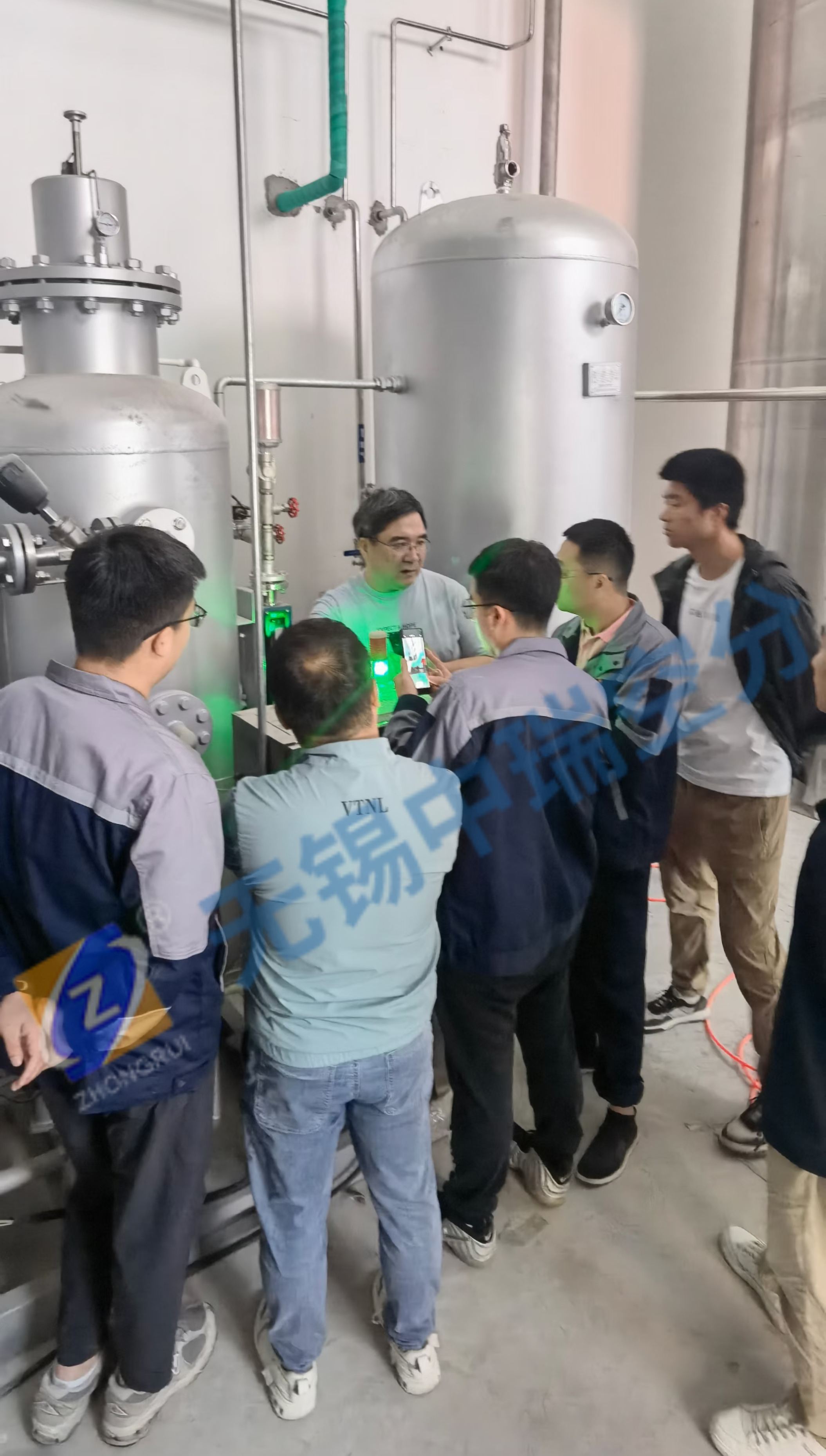 50方99.999%全不銹鋼高純度制藥用制氮機落地長春，安裝、調試、驗收、培訓均圓滿結束
